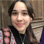 étudiante en droit donne des cours d’Anglais aux primaires/ collégiens